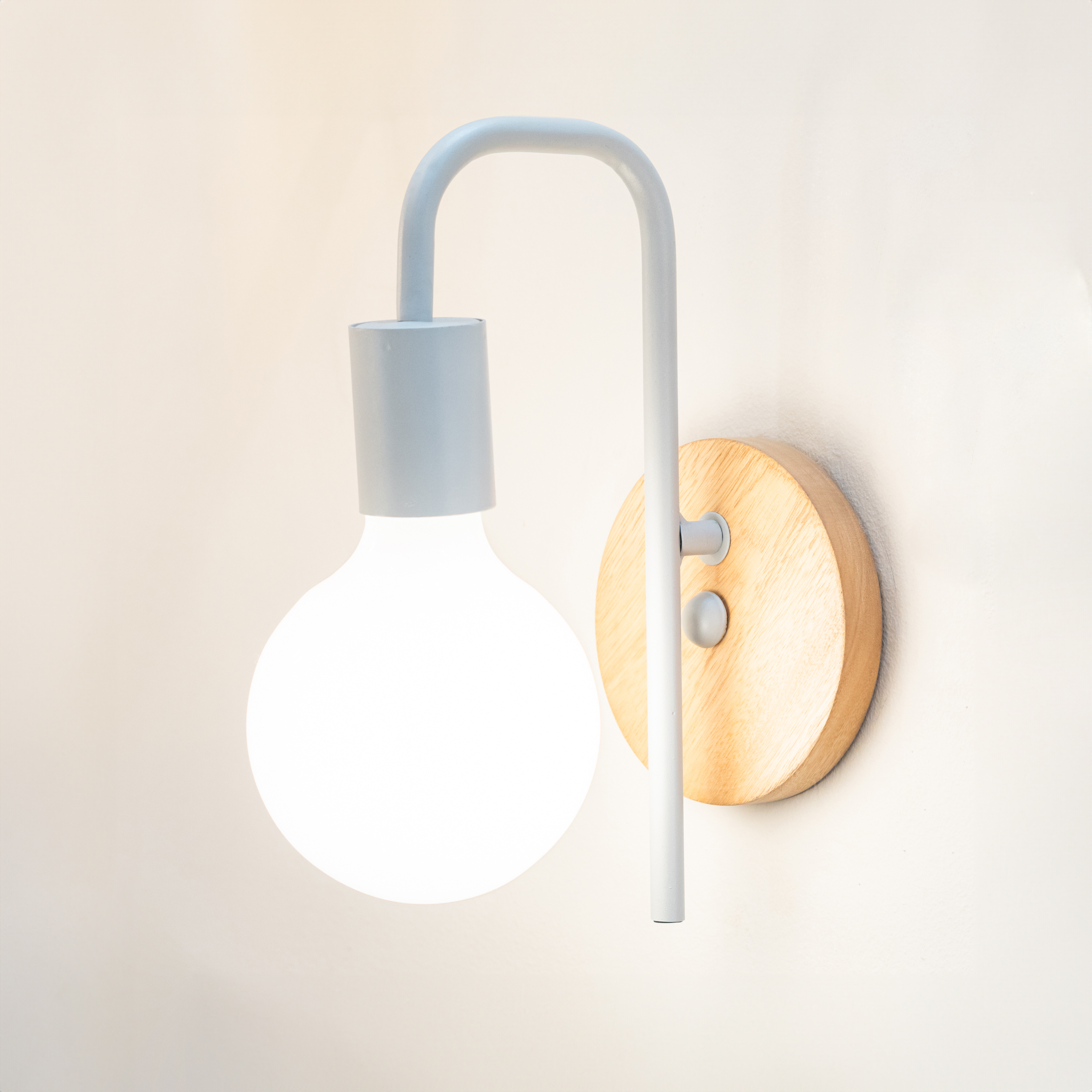 APLIQUE DE PARED CORVO