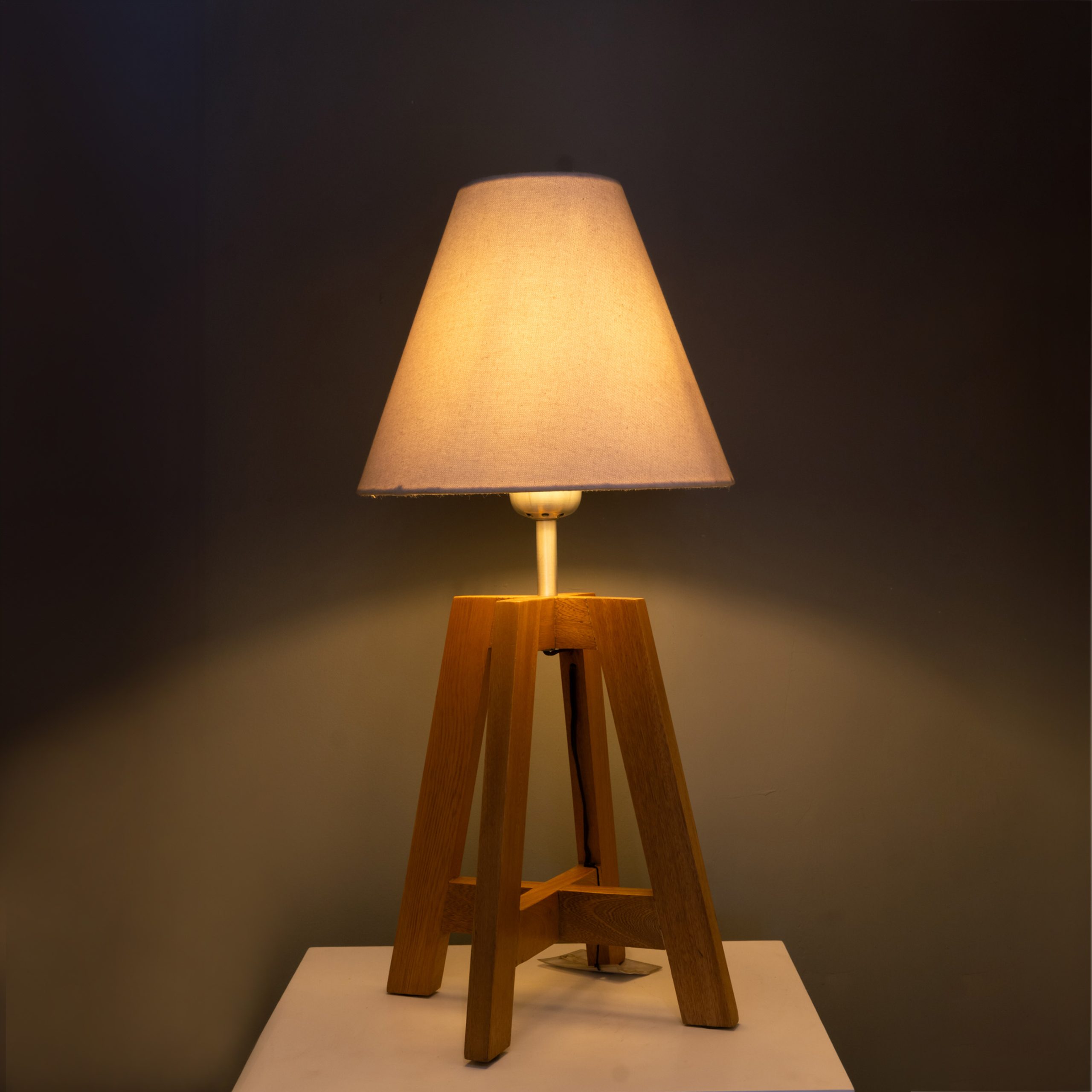 LÁMPARA DE MESA ESTRELLA