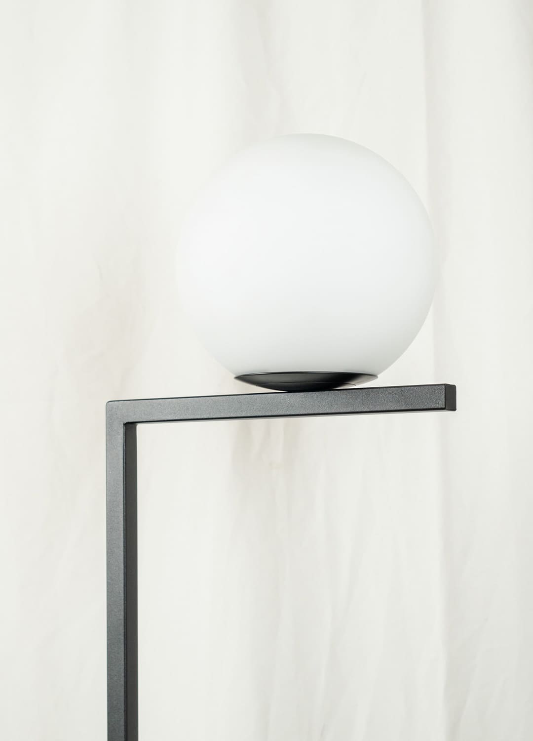 LÁMPARA DE PISO LIORA - Image 3