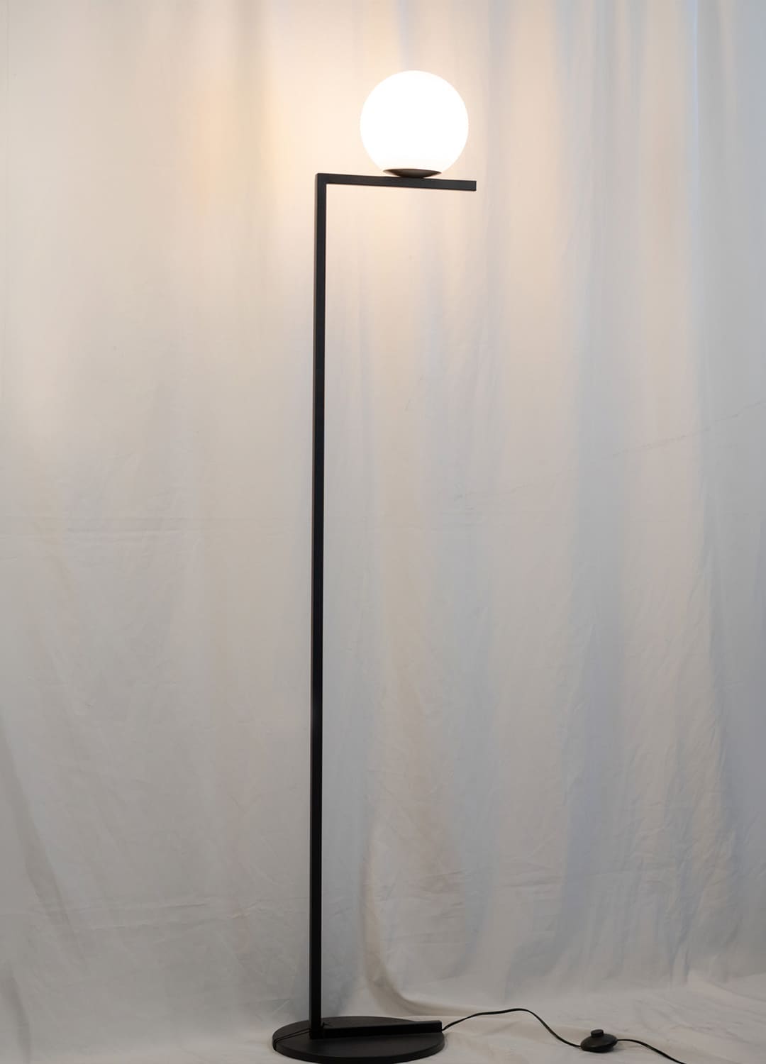 LÁMPARA DE PISO LIORA - Image 6